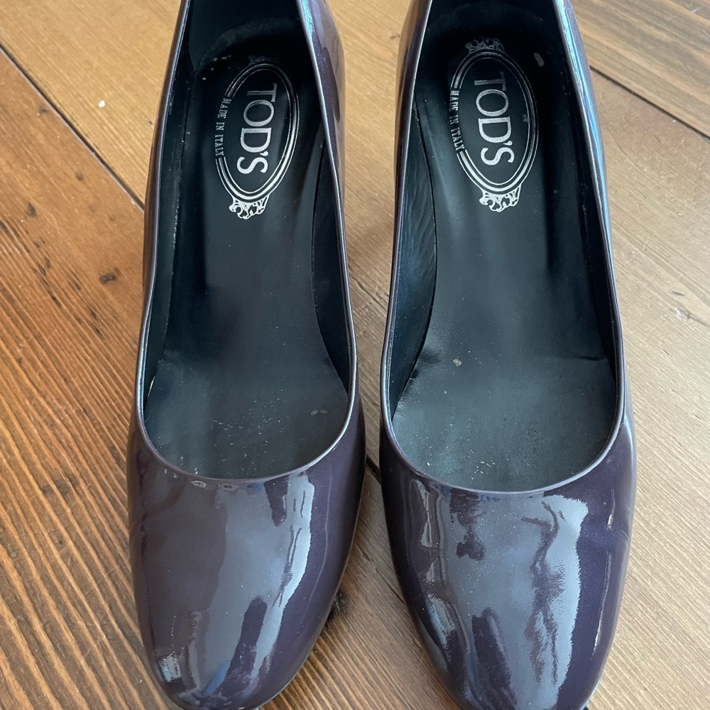 Tods dress shoes